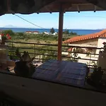 Seaside Adam's House 2019 度假居 Karianí
