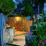 Seaside Adam's House 2019 度假居 Karianí