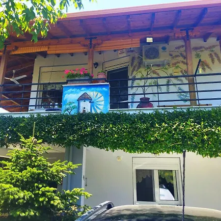 Seaside Adam's House 2019 * Kariani