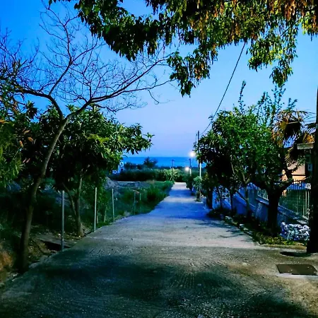 Casa de Férias Seaside Adam's House 2019 Kariani