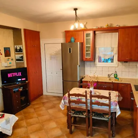 Seaside Adam's House 2019 * Kariani