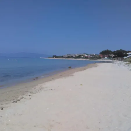 בית נופש Seaside Adam's House 2019 Karianí