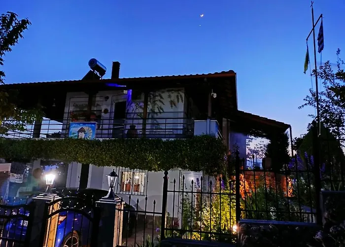 Seaside Adam's House 2019 *