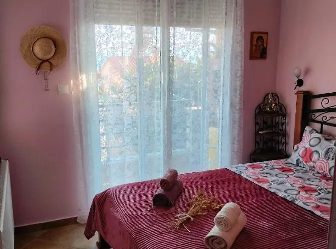 Seaside Adam's House 2019 Ferienhaus Karianí