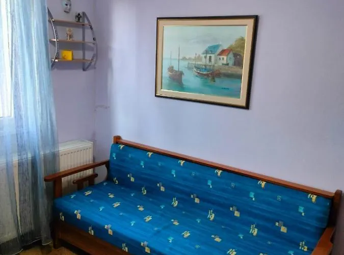 Seaside Adam's House 2019