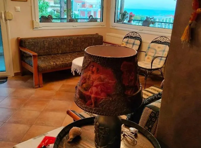 Seaside Adam's House 2019 * Karianí