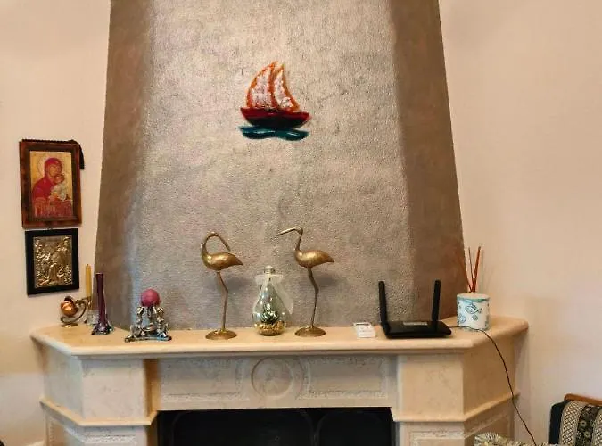 Seaside Adam's House 2019 *