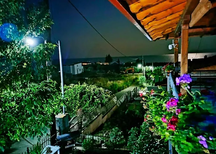 Seaside Adam's House 2019