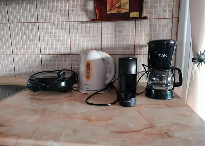 Seaside Adam's House 2019 * Karianí